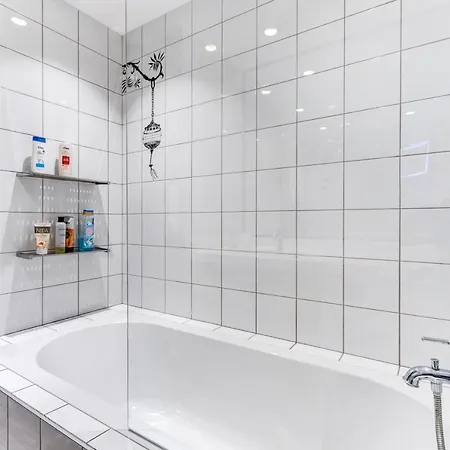 Apartment Near Center